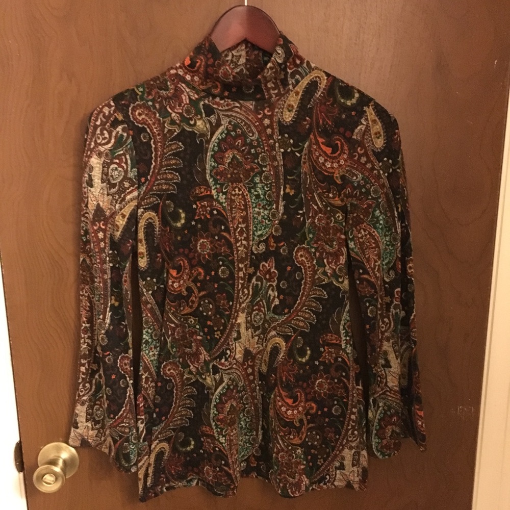 Vintage Paisley Print Turtleneck